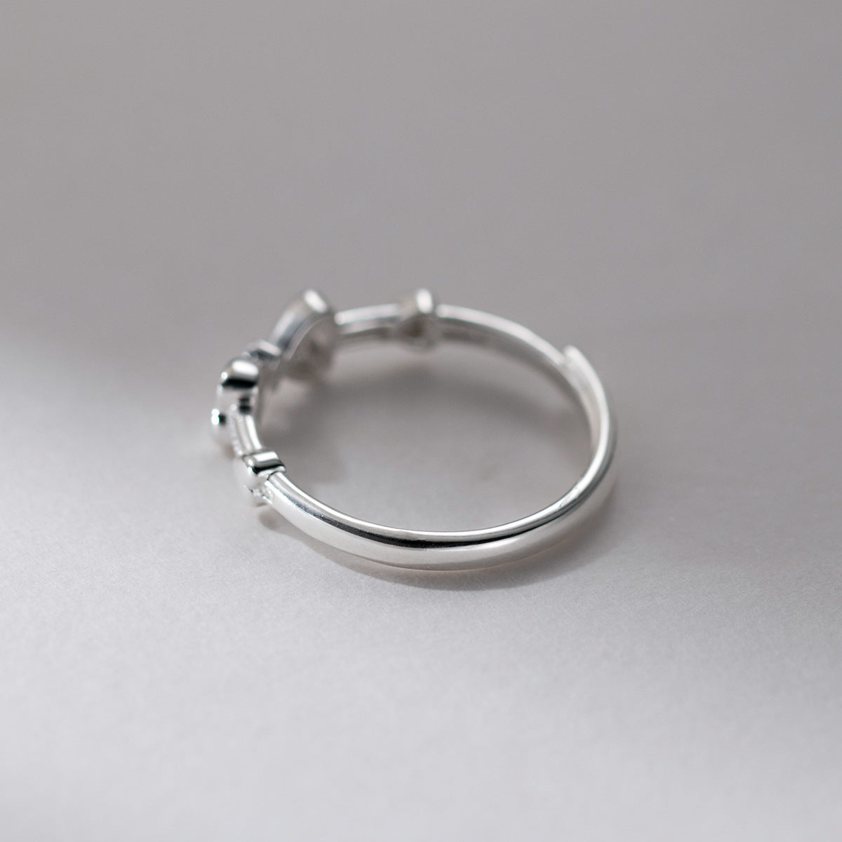 Felmeny Love Bow Ring in Silver
