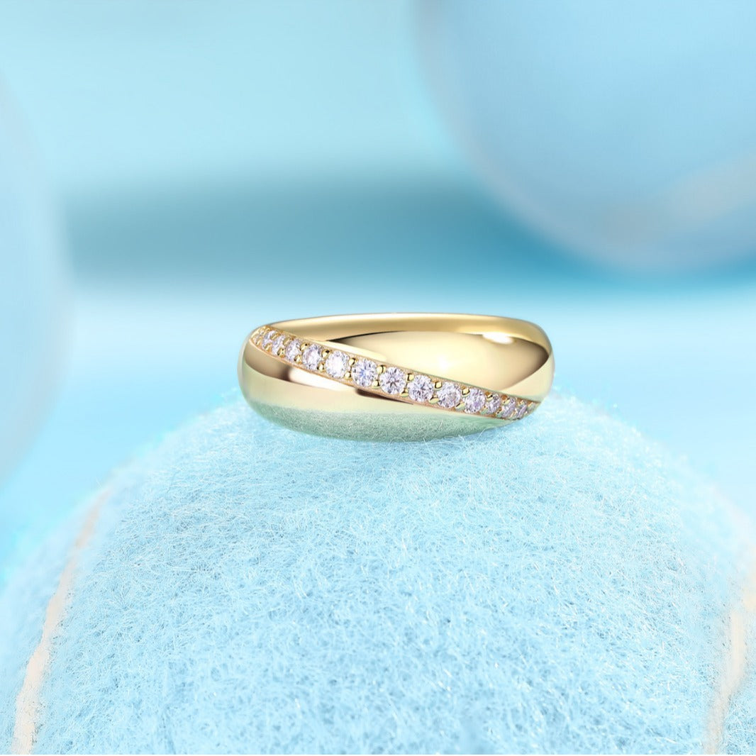 Felmeny INS Ring in Silver with Moissanite