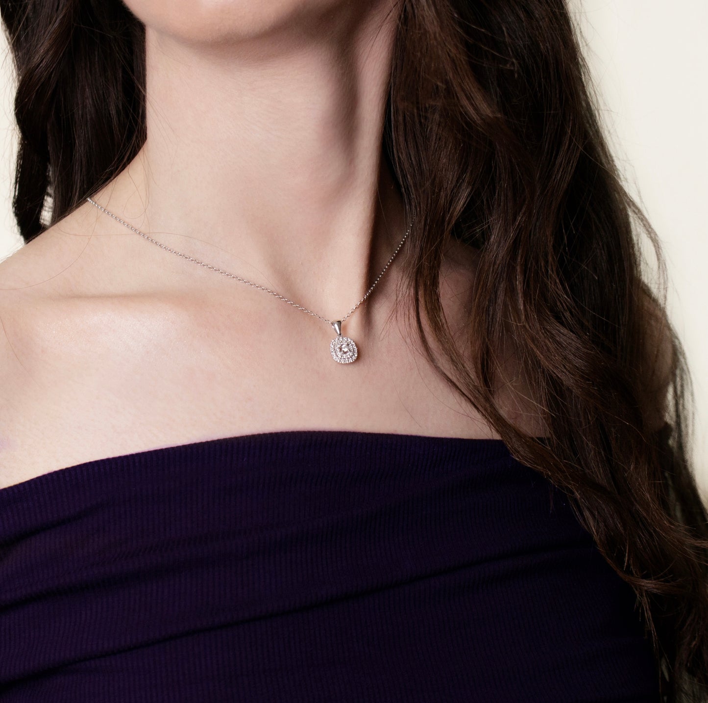 Felmeny Halo Necklace in White Gold with Diamonds
