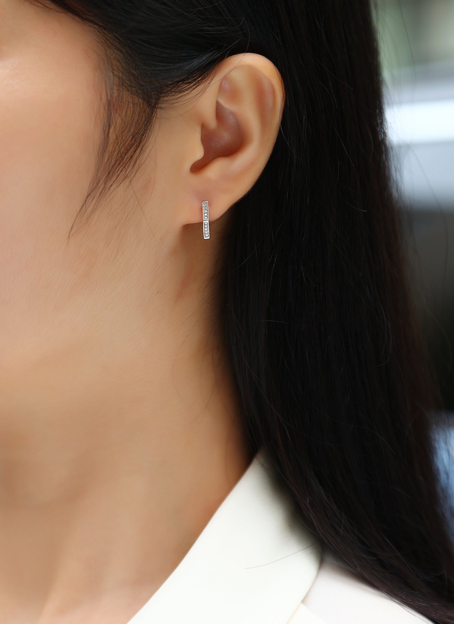 Felmeny Tingman Earrings in Silver with Moissanite