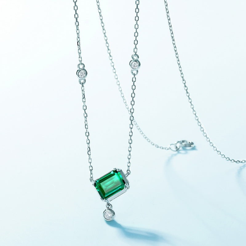 Felmeny Elverde Necklace in Silver with Moissanite