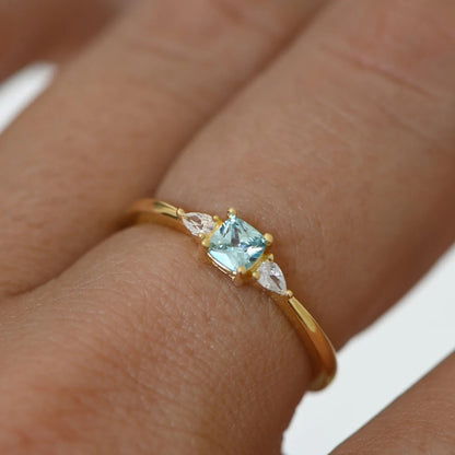 Felmeny Ocean Whisper Ring in Silver with Moissanite