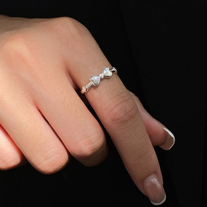 Felmeny Love Bow Ring in Silver