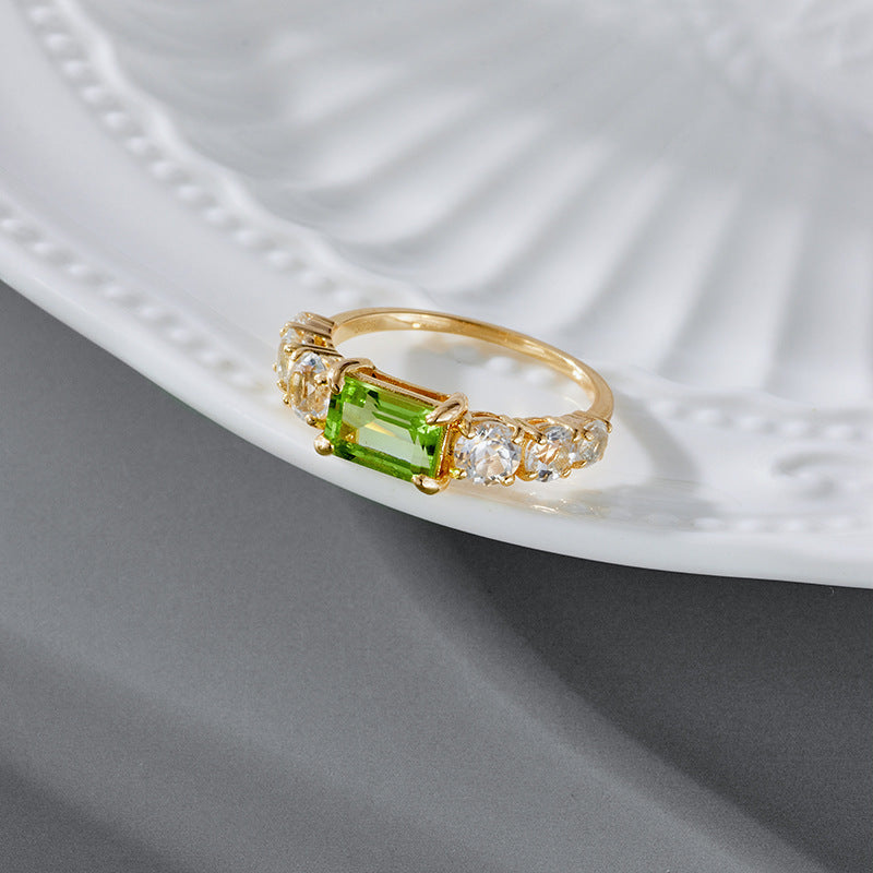 Felmeny Green Olive Ring in Silver with Moissanite