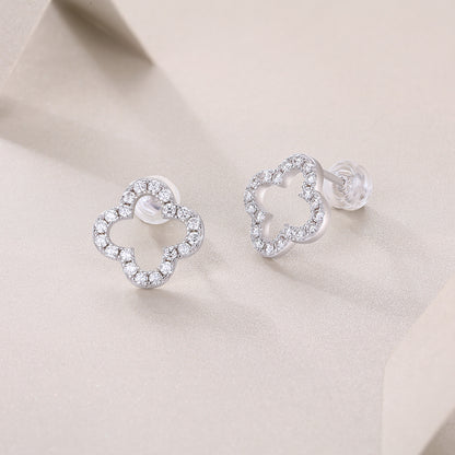 Felmeny Kaia Earrings in Silver with Moissanite