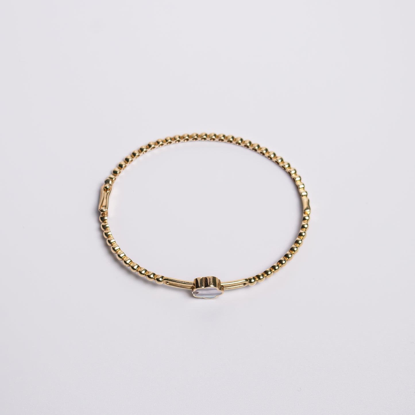 Felmeny Cloud Bangle in Gold with Diamonds