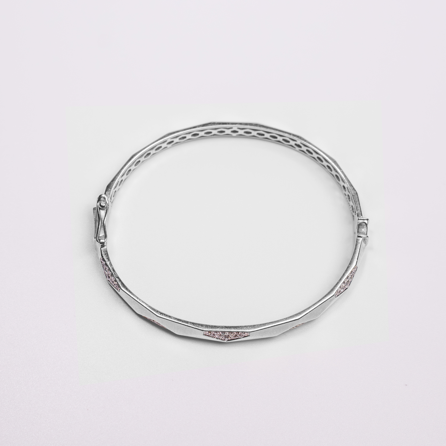 Felmeny Crested Home Bangle in White Gold with Diamonds