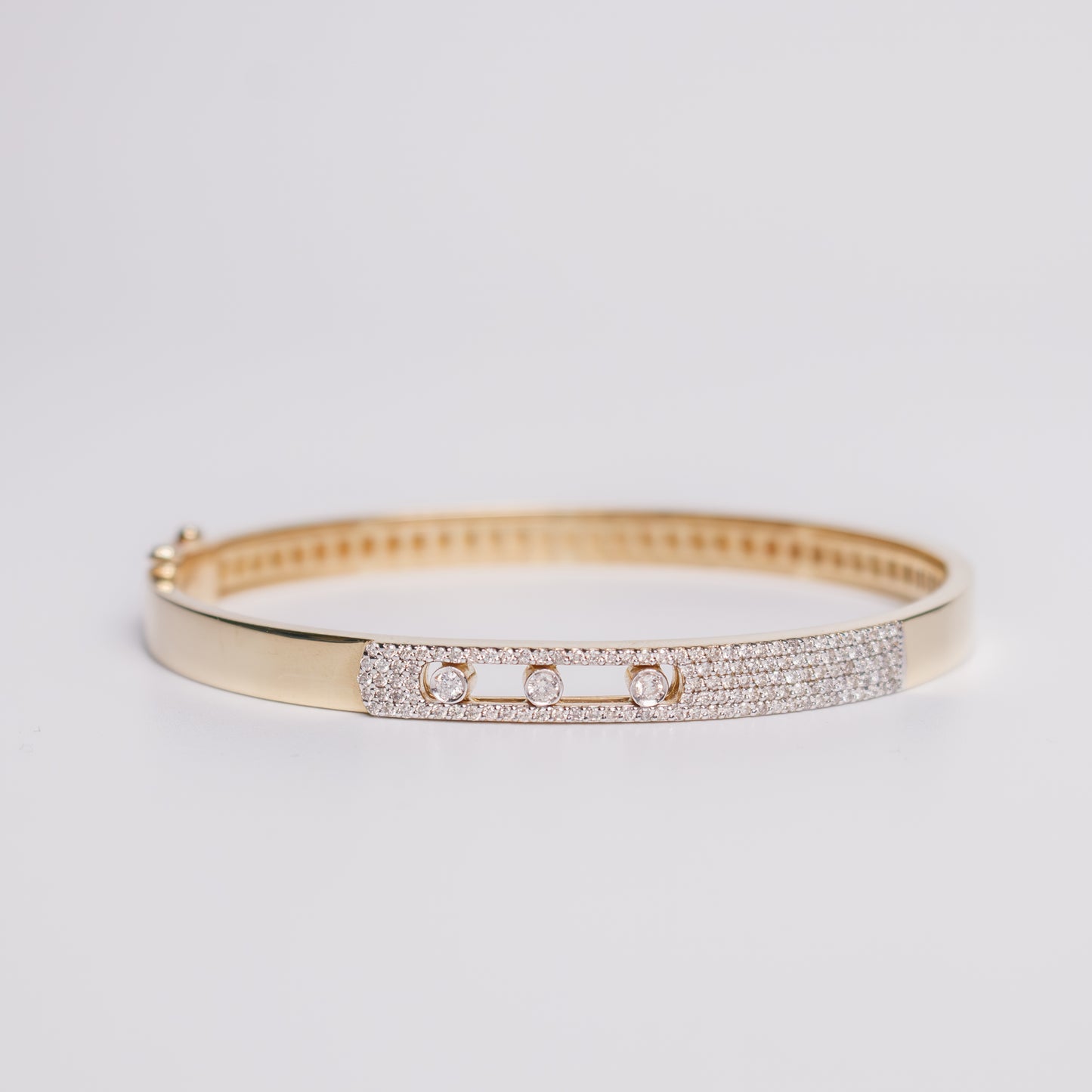 Felmeny Triplet Move Bangle in Gold with Diamonds