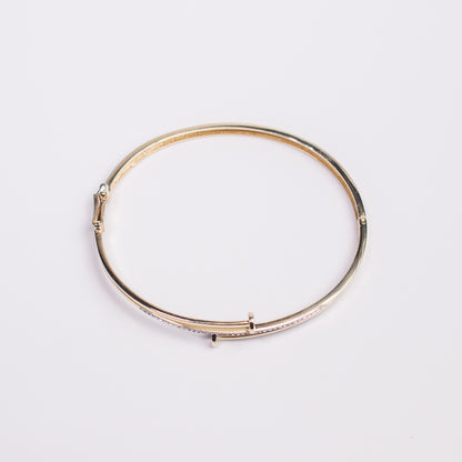 Felmeny Joinded Nail Bangle in Gold with Diamonds