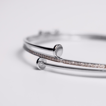 Felmeny Joinded Nail Bangle in White Gold with Diamonds