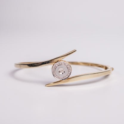 Felmeny Solara Bangle in Gold with Diamonds