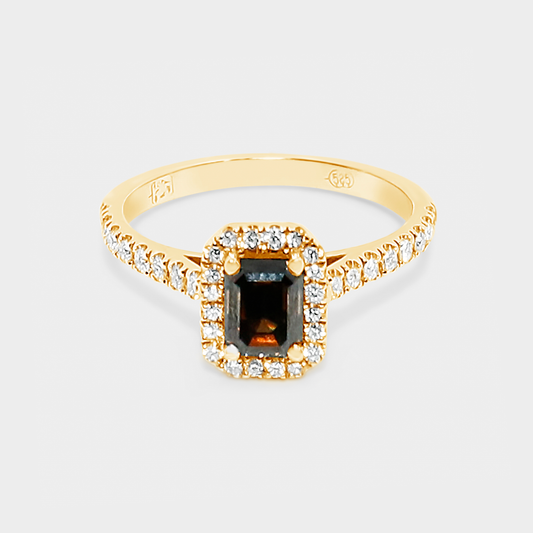 Felmeny Orange Fancy Ring in Gold with Diamonds