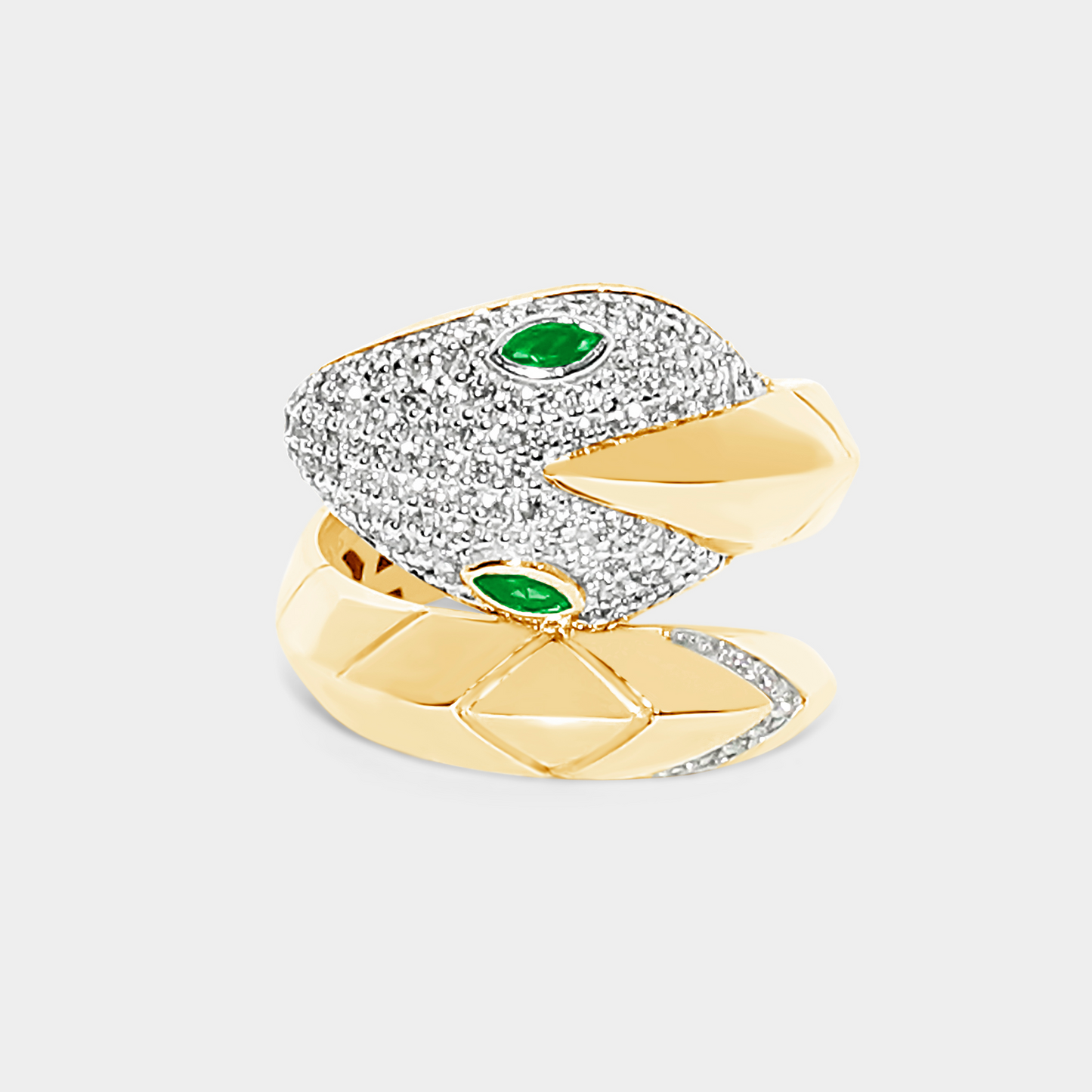 Felmeny Viper Ring in Gold with Diamonds