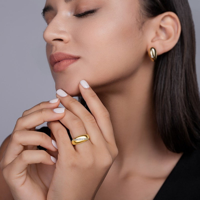 Felmeny INS Ring in Silver with Moissanite