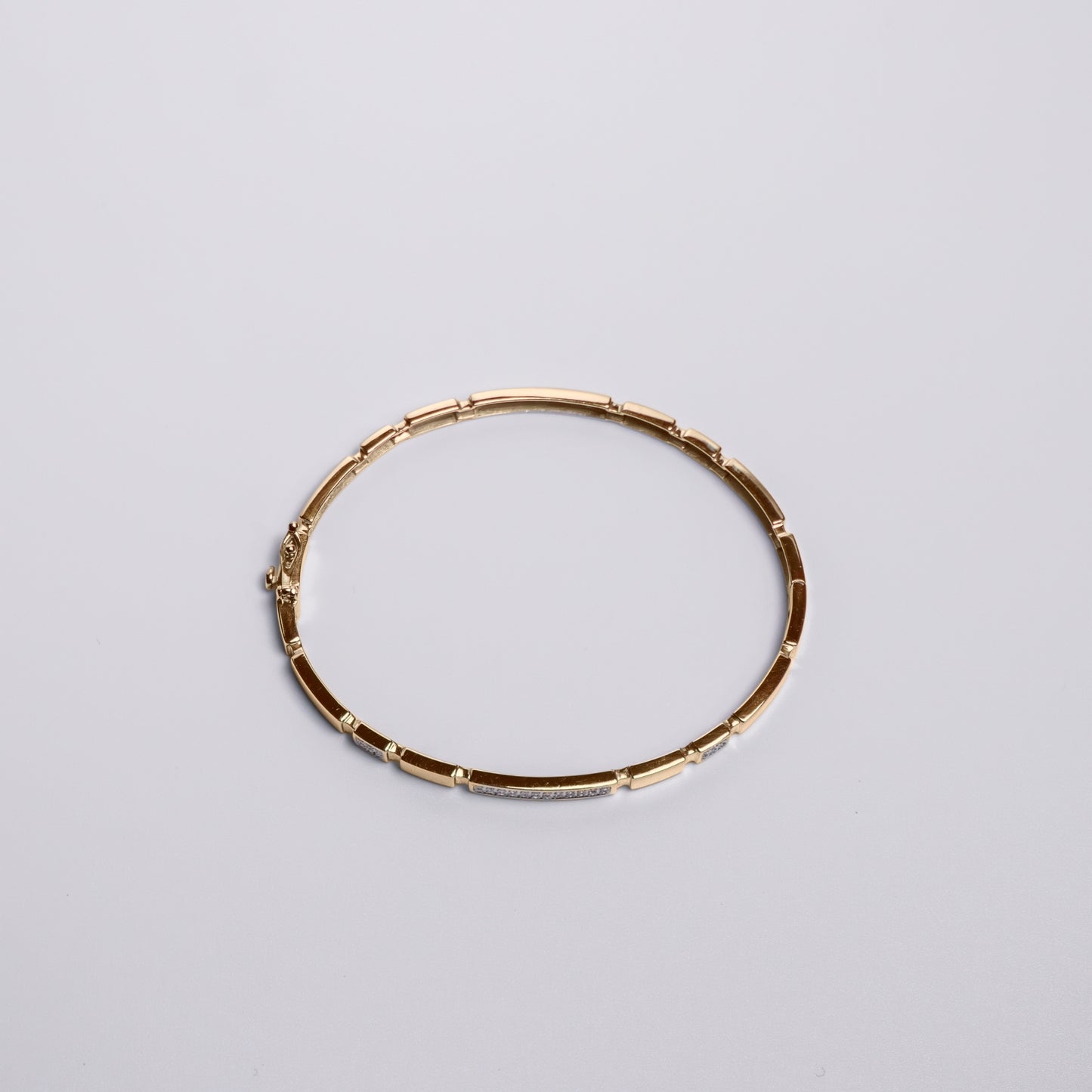 Felmeny Channel Bangle in Gold with Diamonds