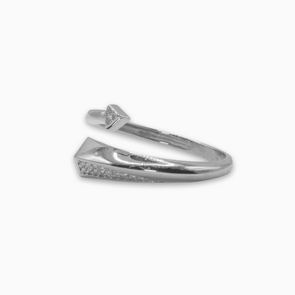 Felmeny Bar-Shaped Ring in White Gold with Diamonds