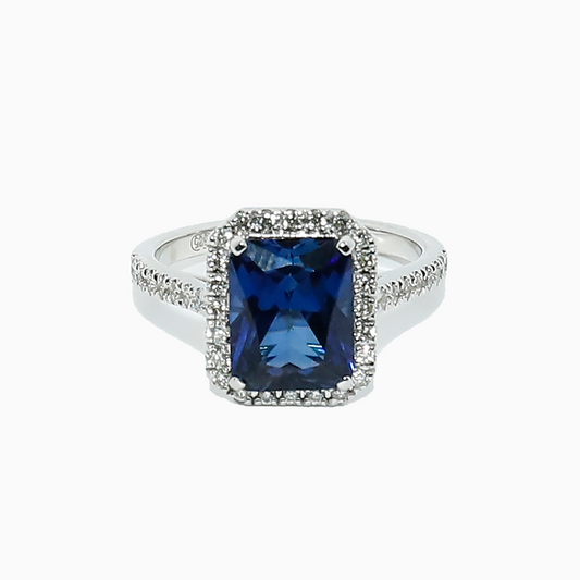 Felmeny Blue Sapphire Ring in White Gold with Diamonds