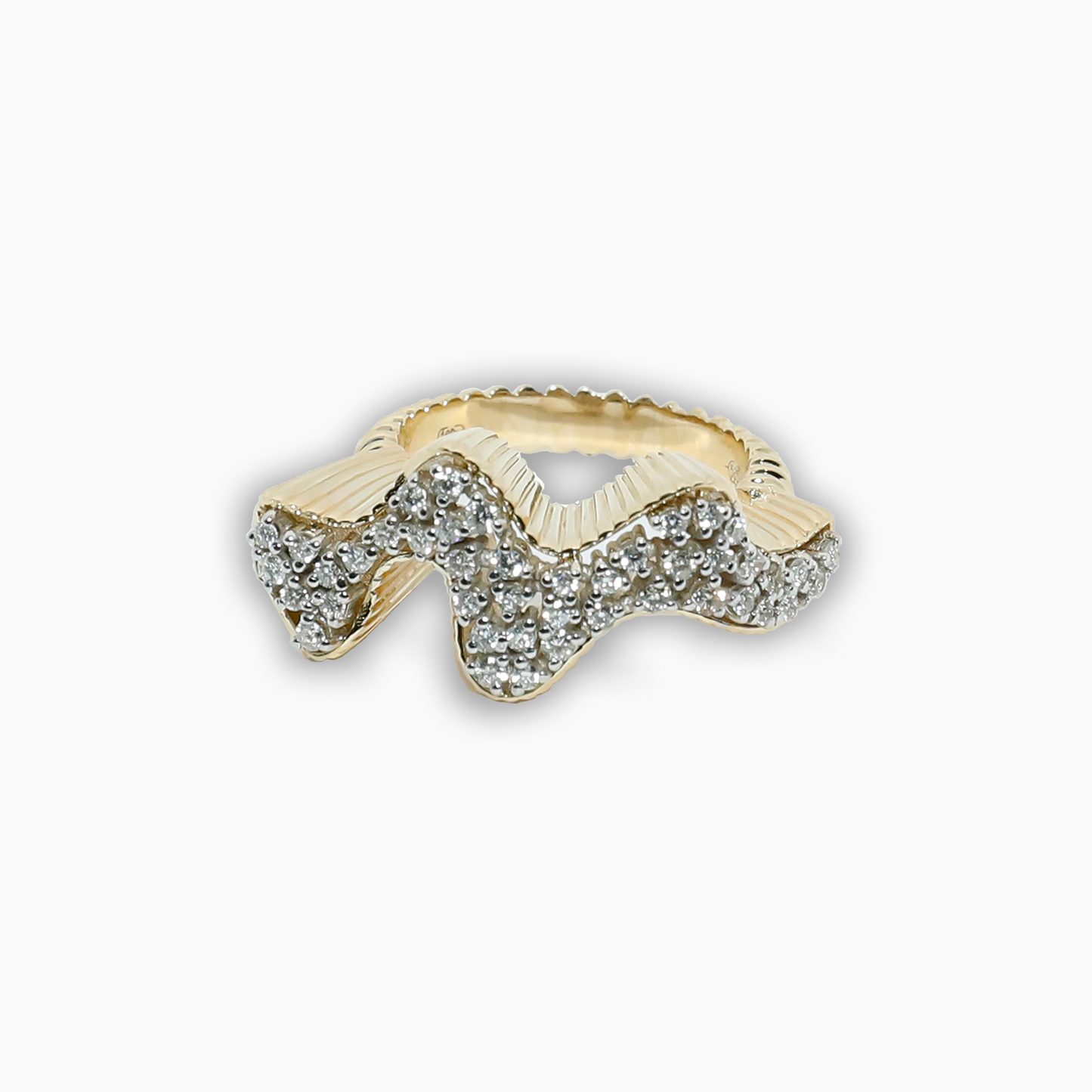 Felmeny Aqua Wave Ring in Gold with Diamonds