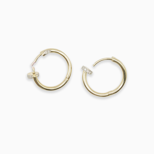 Felmeny Nail-Shaped Earrings in Gold with Diamonds