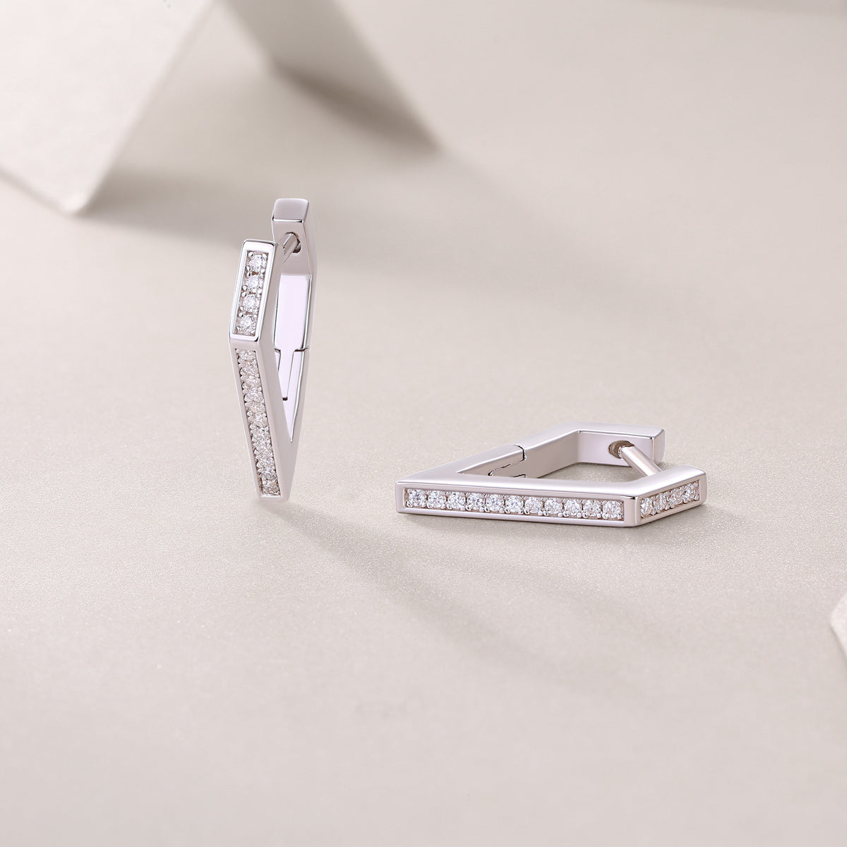 Felmeny Celine Earrings in Silver with Moissanite