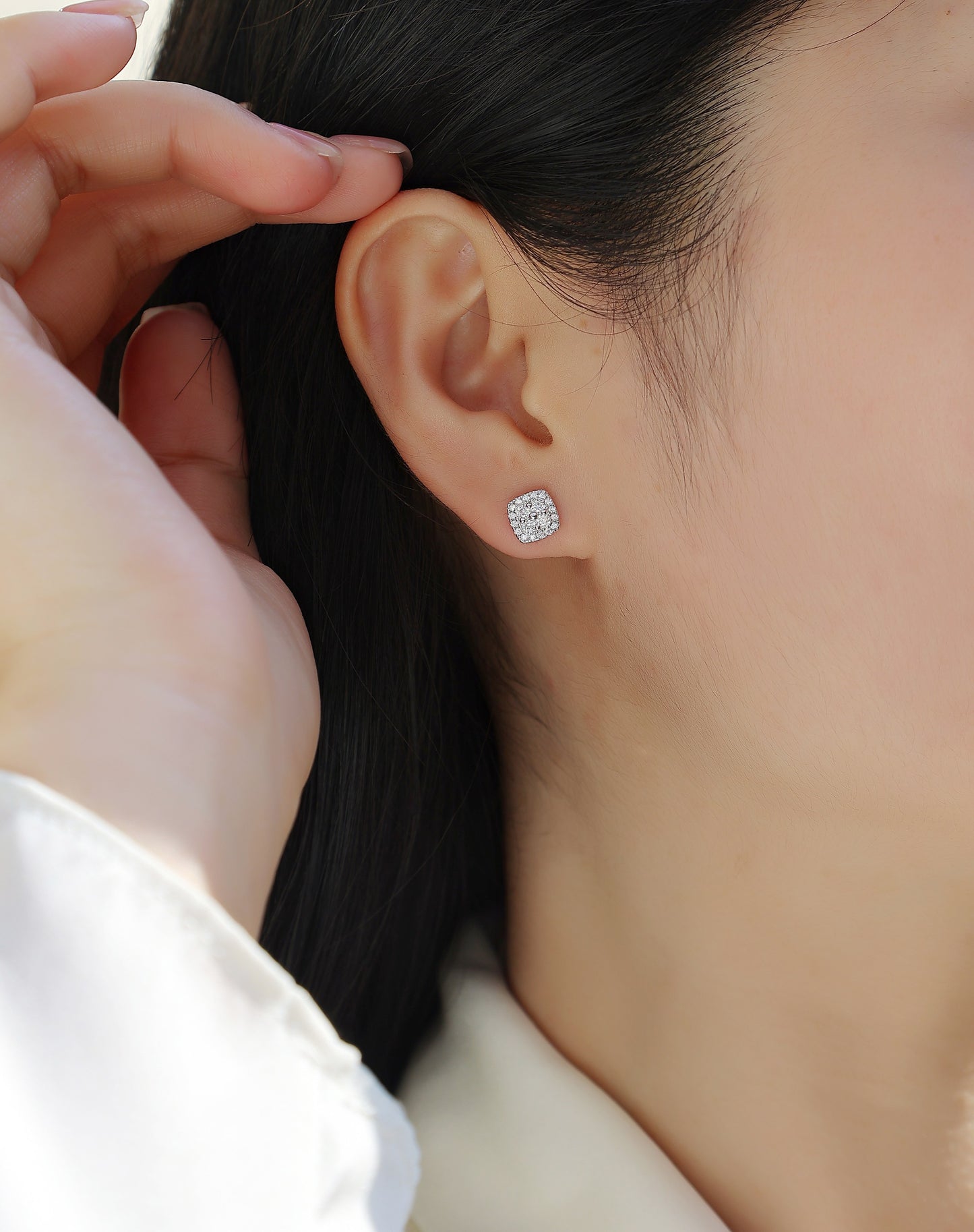 Felmeny Siena Earrings in Silver with Moissanite