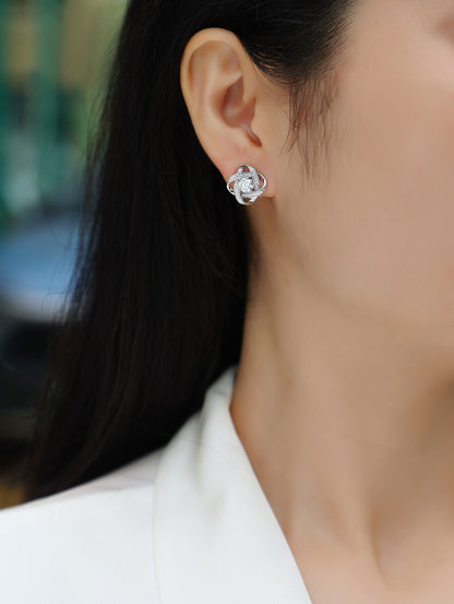 Felmeny Attom Earrings in Silver with Moissanite