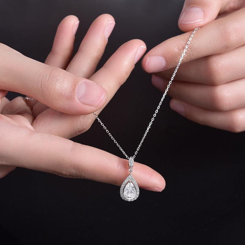 Felmeny Water Drop Necklace in Silver with Moissanite