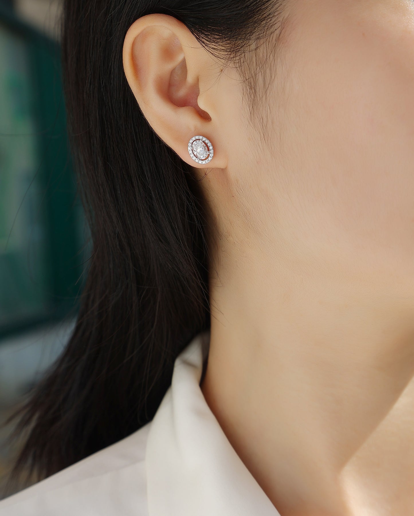 Felmeny Phantom Earrings in Silver with Moissanite