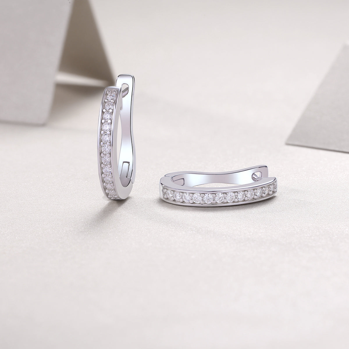 Felmeny Athena Earrings in Silver with Moissanite