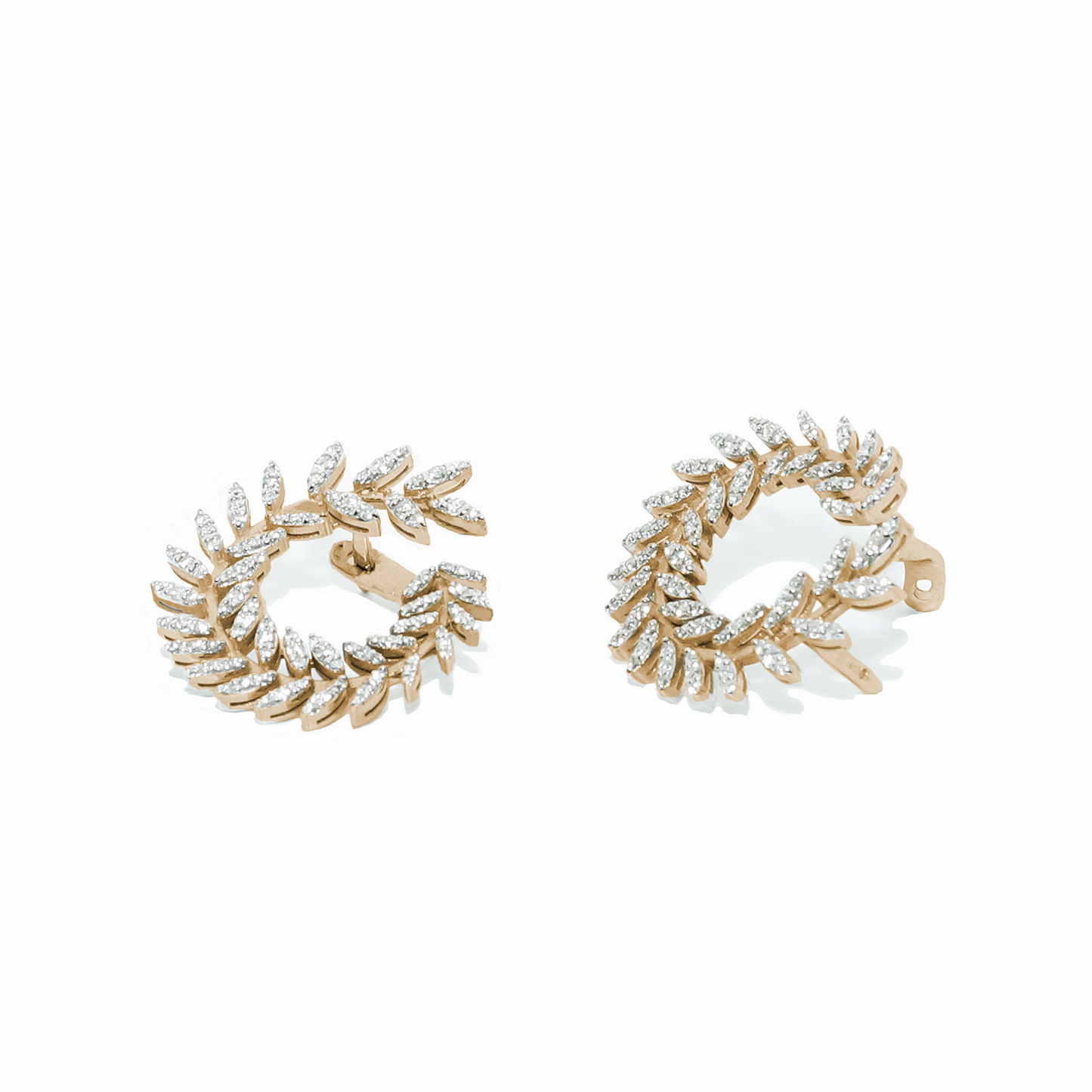 Felmeny Leaf Medium Earrings in Gold with Diamonds