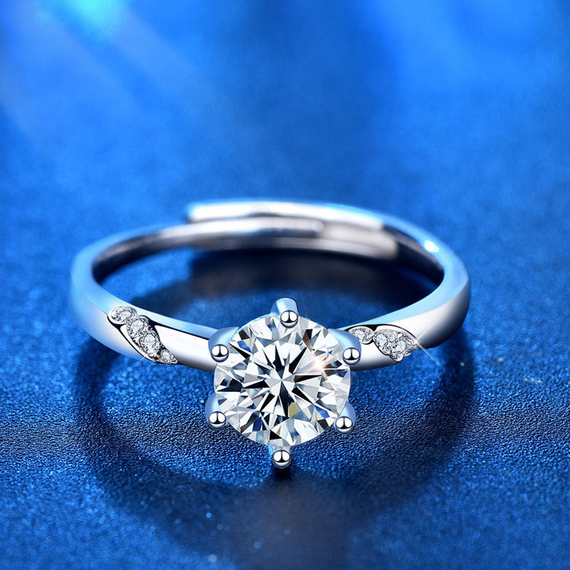 Felmeny Elegancio Ring in Silver with Moissanite