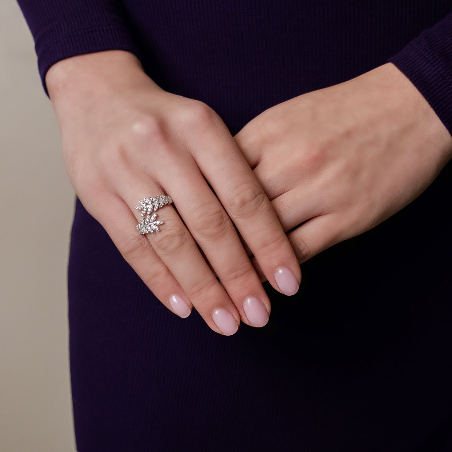 Felmeny Acacia Ring in White Gold with Diamonds