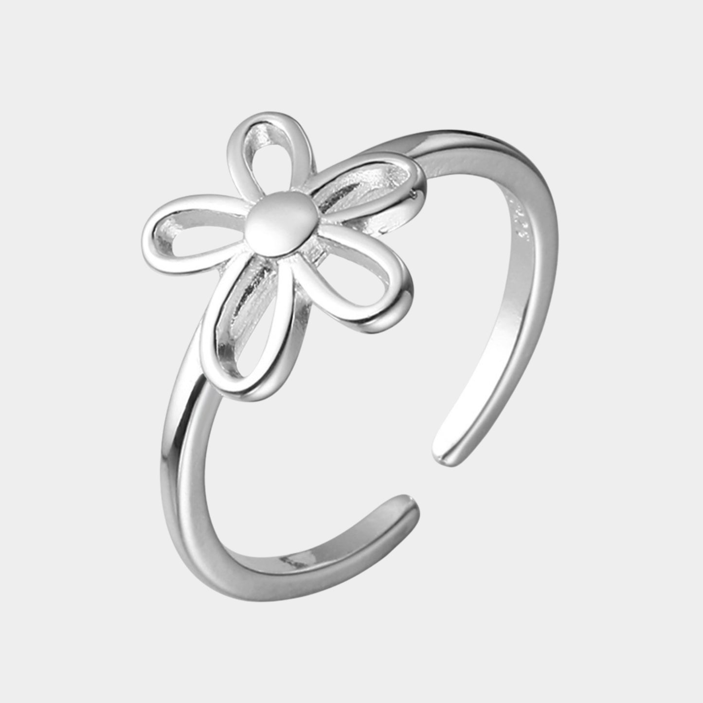 Felmeny Flower Ring in Silver