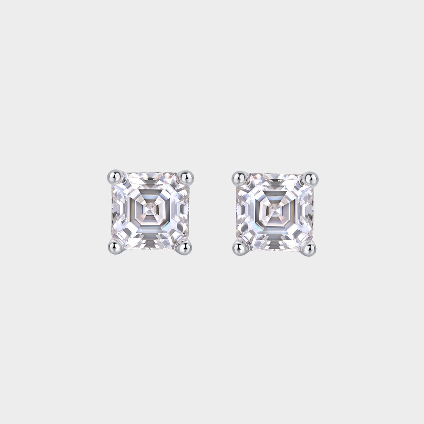Felmeny Vivienne Earrings in Silver with Moissanite