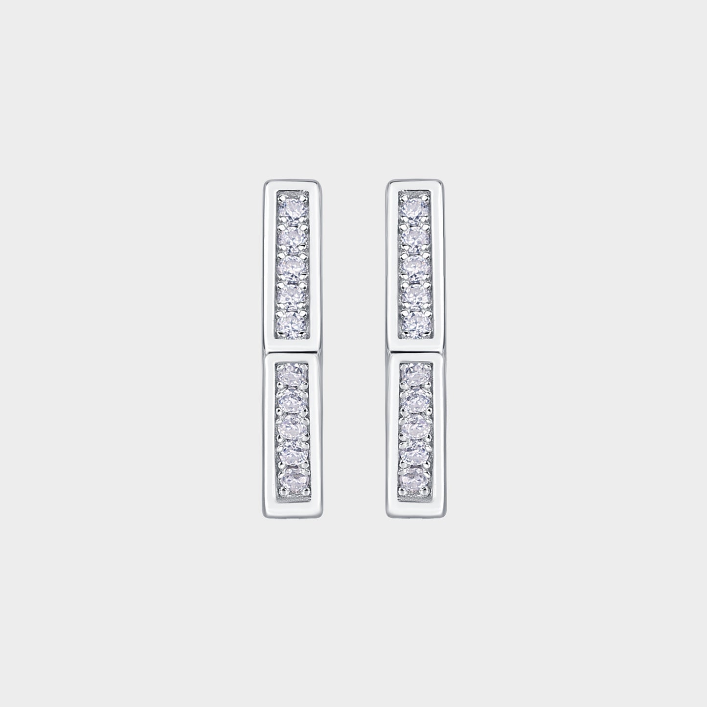 Felmeny Tingman Earrings in Silver with Moissanite