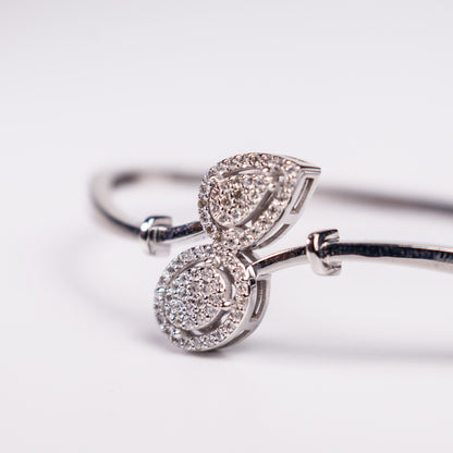 Felmeny Dewdrop Bangle in White Gold with Diamonds