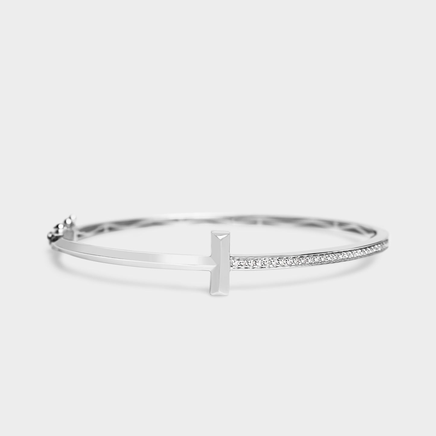 Felmeny T Bangle in White Gold with Diamonds