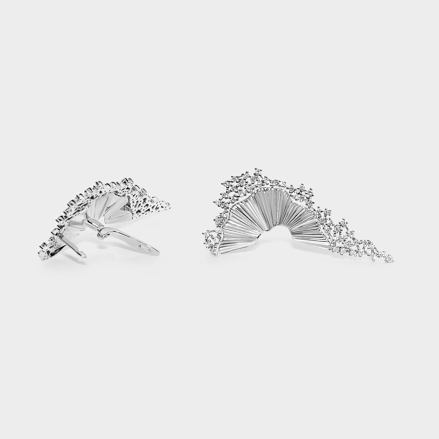 Felmeny Aqua Wave Earrings in White Gold with Diamonds